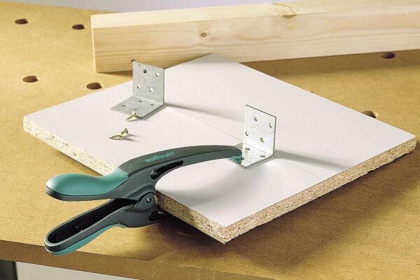 PRO 70 Sivri Uçlu Yaylı Kıskaç 70mm